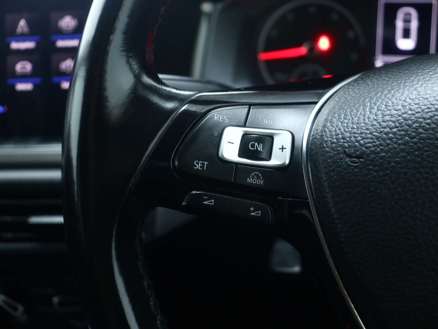 Used Volkswagen Polo 2021 for sale - 77590543: Photo 31