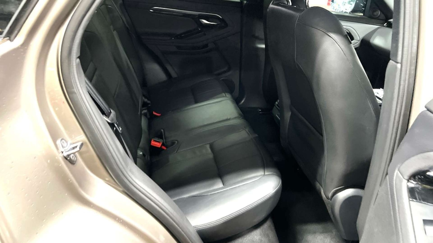 Used Land Rover Range Rover Evoque 2021 for sale - 76366179: Photo 11