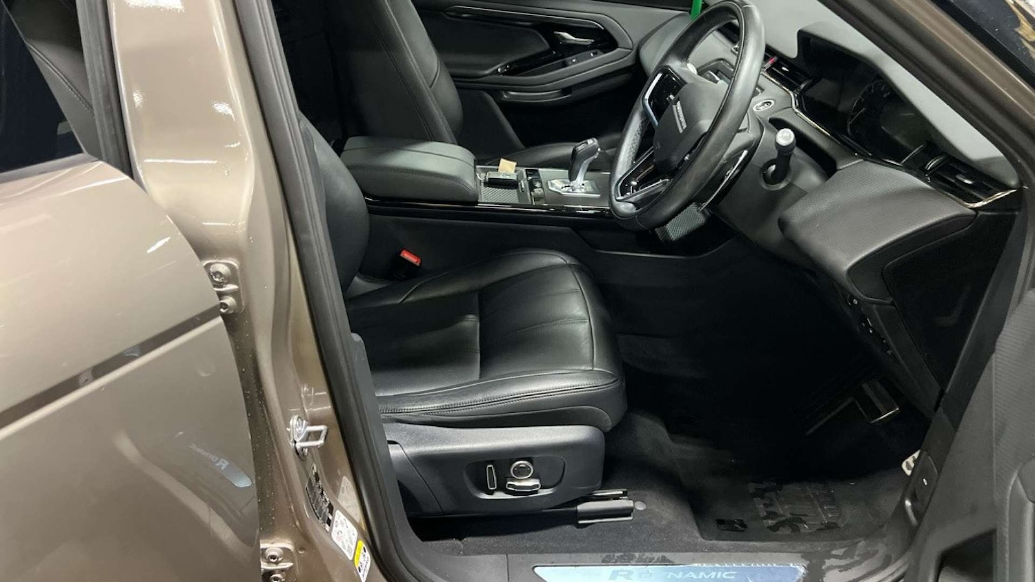 Used Land Rover Range Rover Evoque 2021 for sale - 76366179: Photo 12