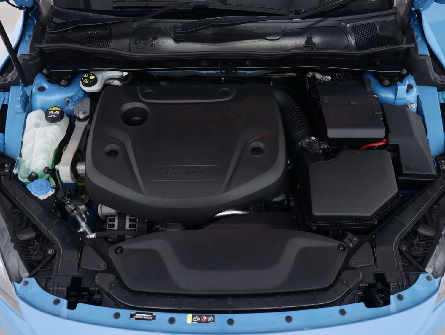 Used Volvo V40 2015 for sale - 75849099: Photo 43