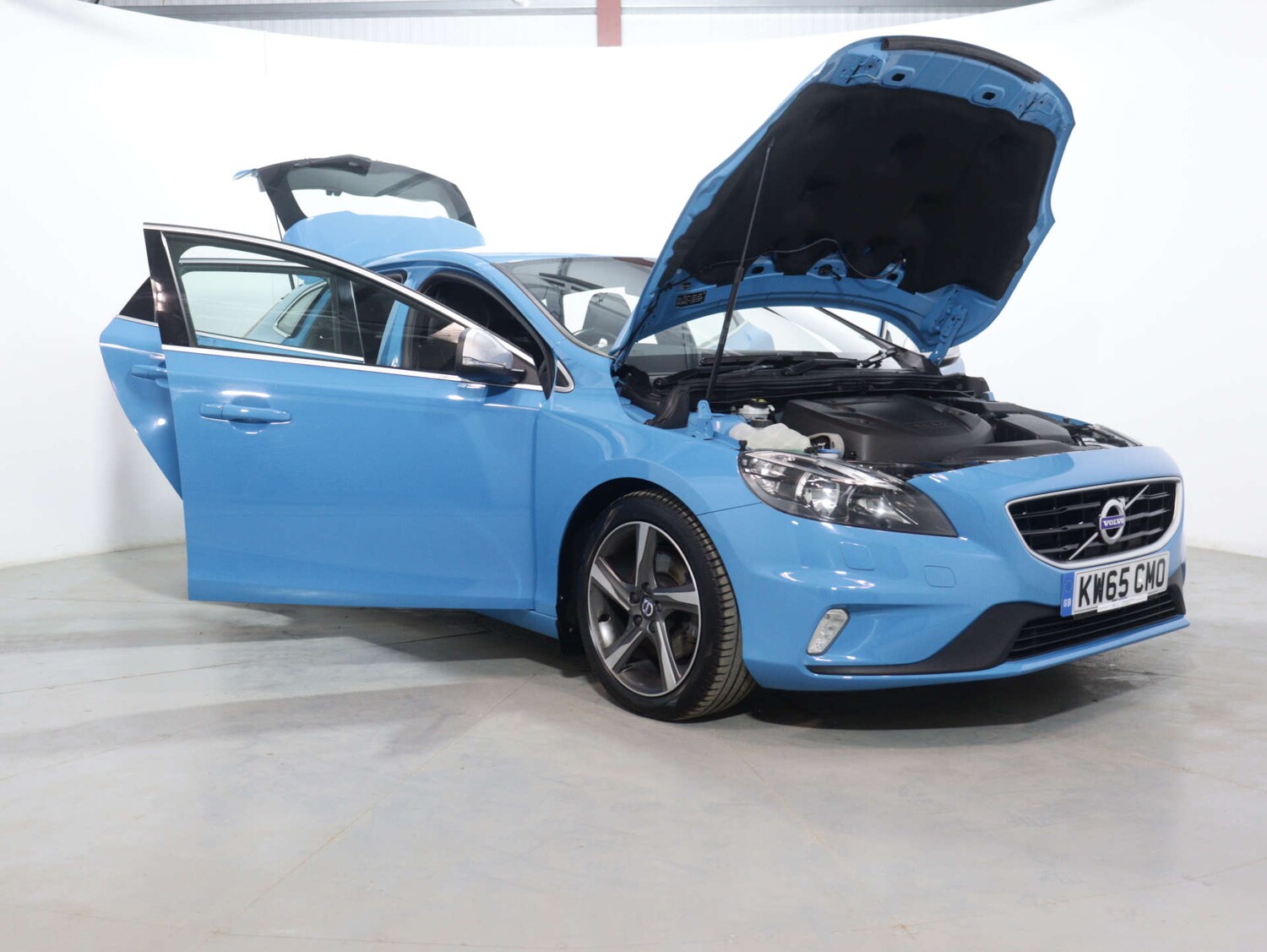 Used Volvo V40 2015 for sale - 75849099: Photo 44