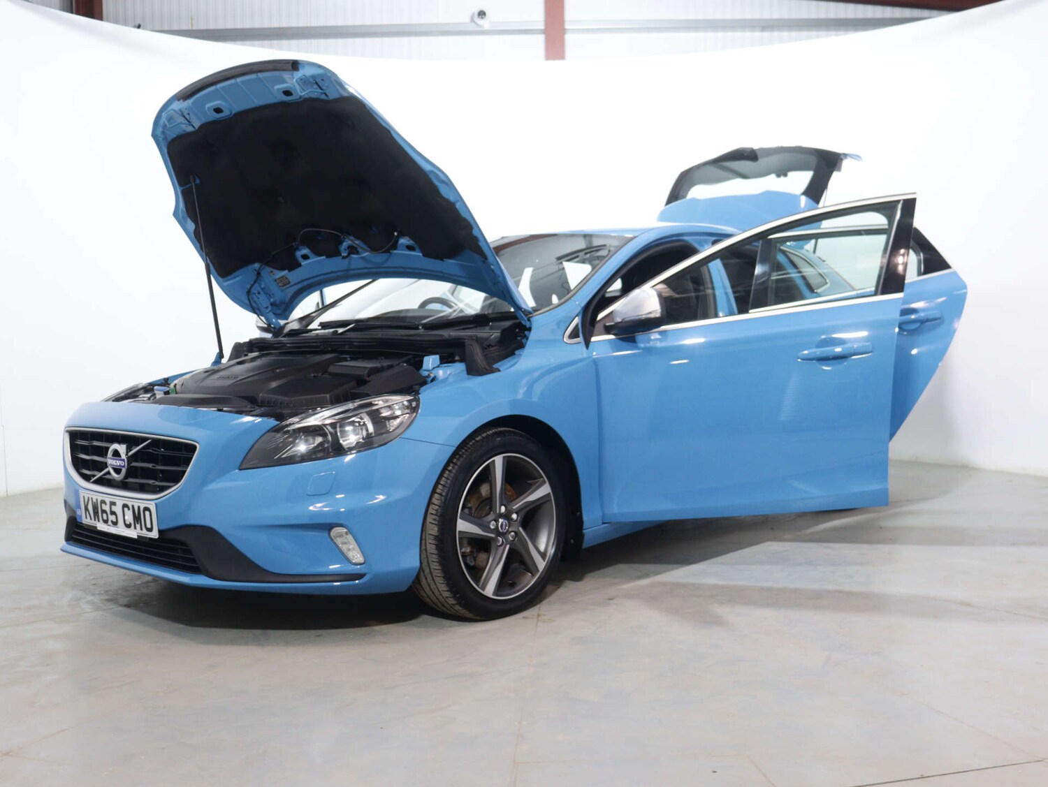 Used Volvo V40 2015 for sale - 75849099: Photo 46