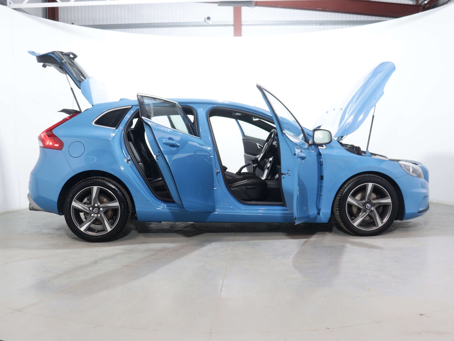 Used Volvo V40 2015 for sale - 75849099: Photo 51