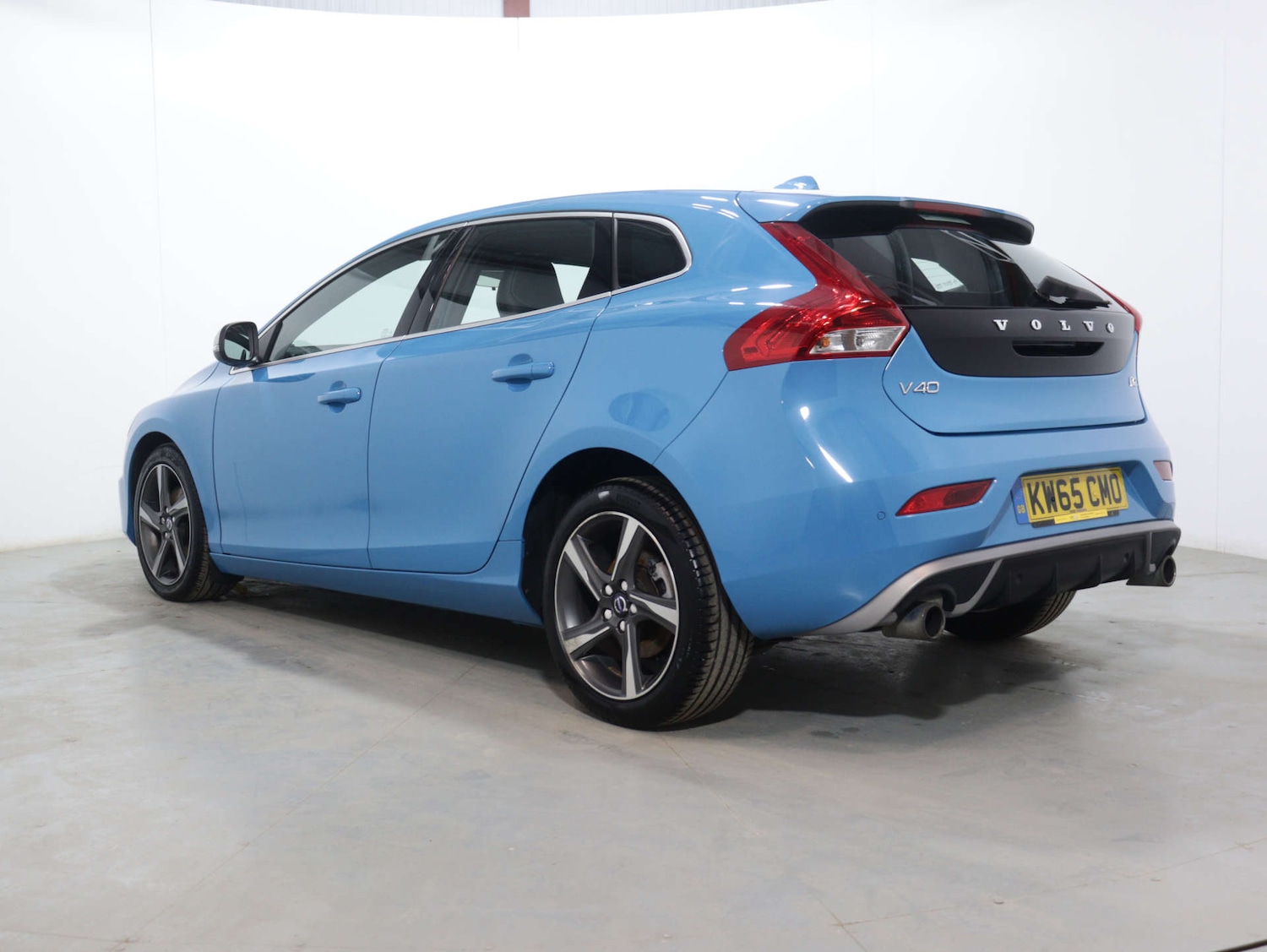 Used Volvo V40 2015 for sale - 75849099: Photo 8
