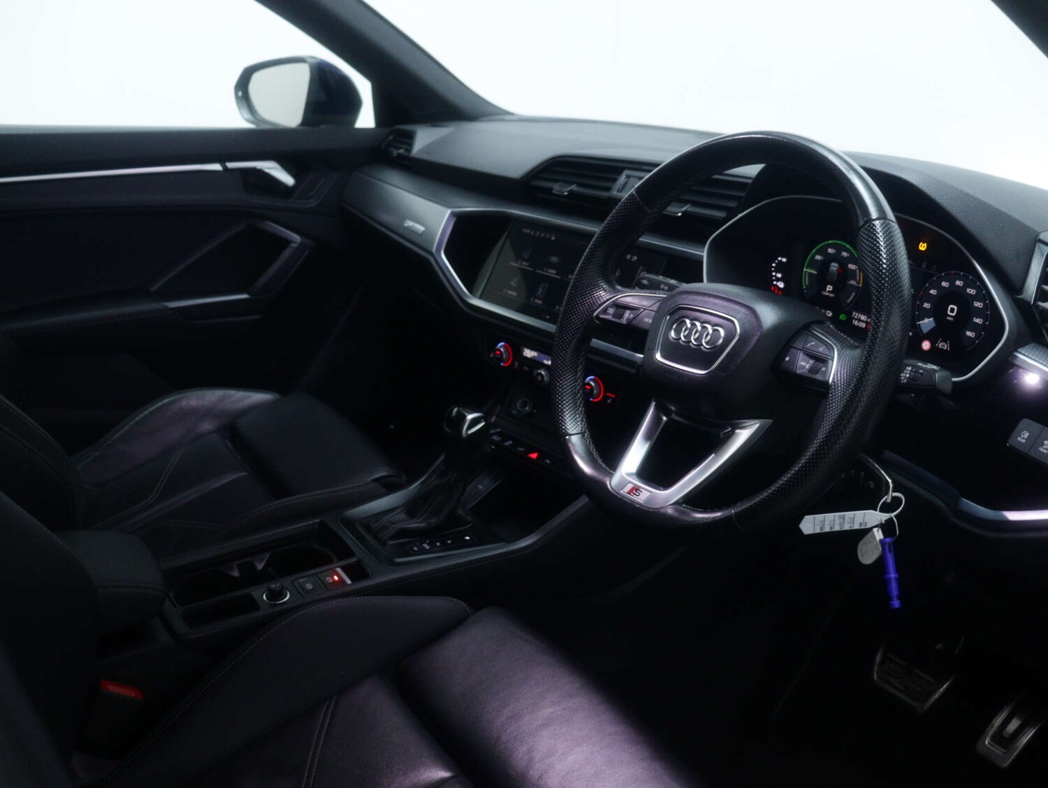 Used Audi Q3 2022 for sale - 77168099: Photo 39