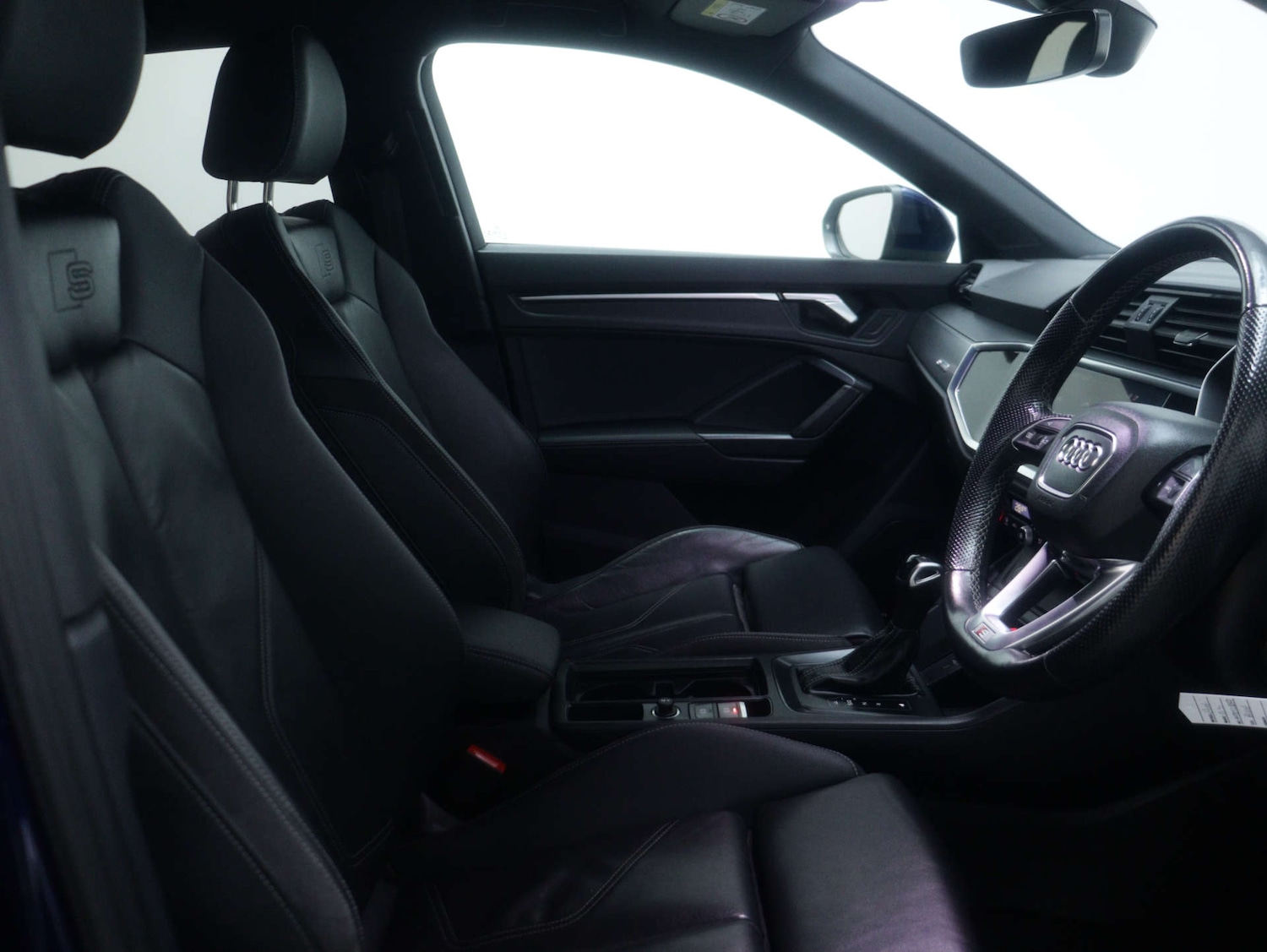 Used Audi Q3 2022 for sale - 77168099: Photo 40