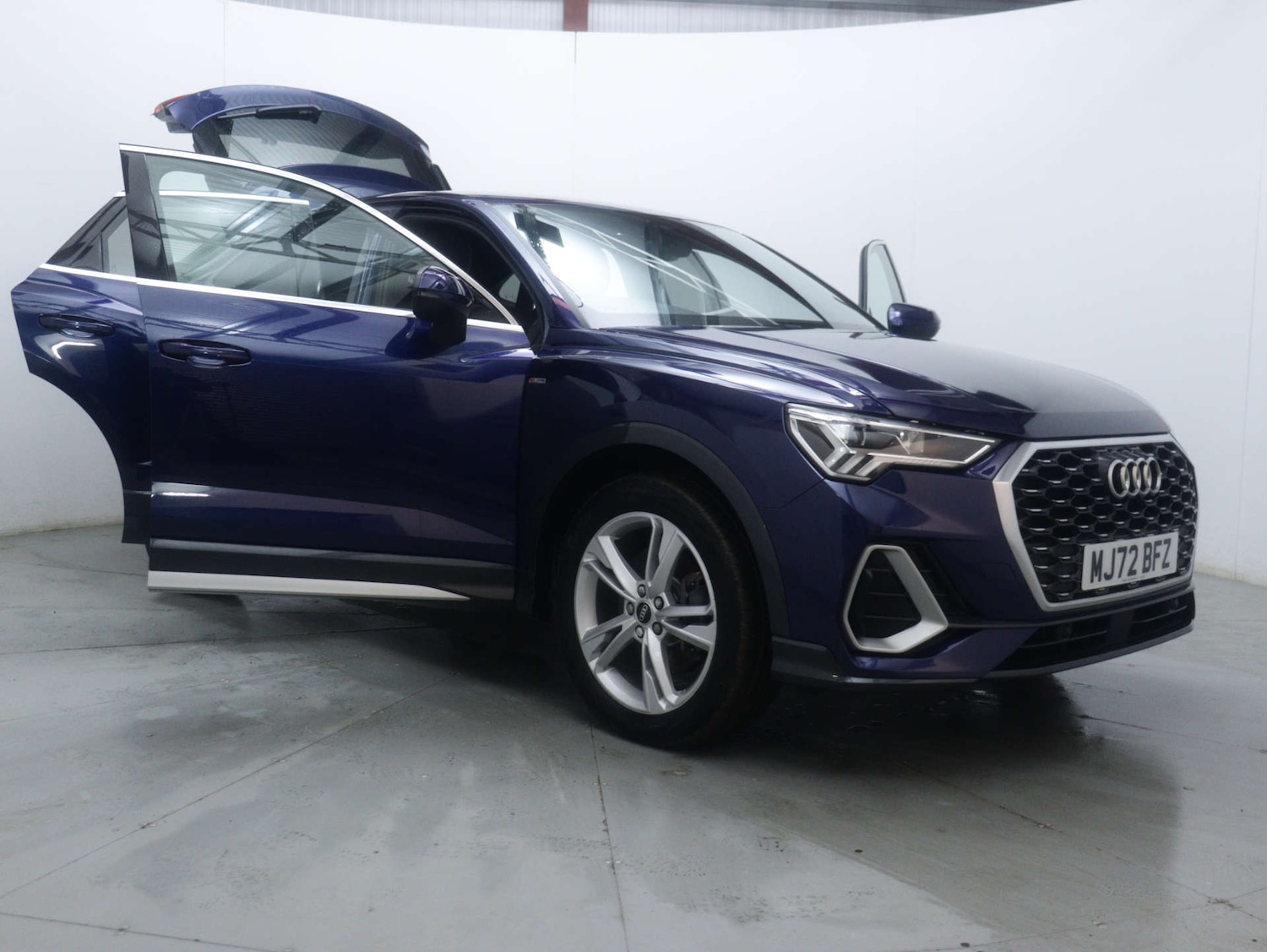 Used Audi Q3 2022 for sale - 77168099: Photo 52