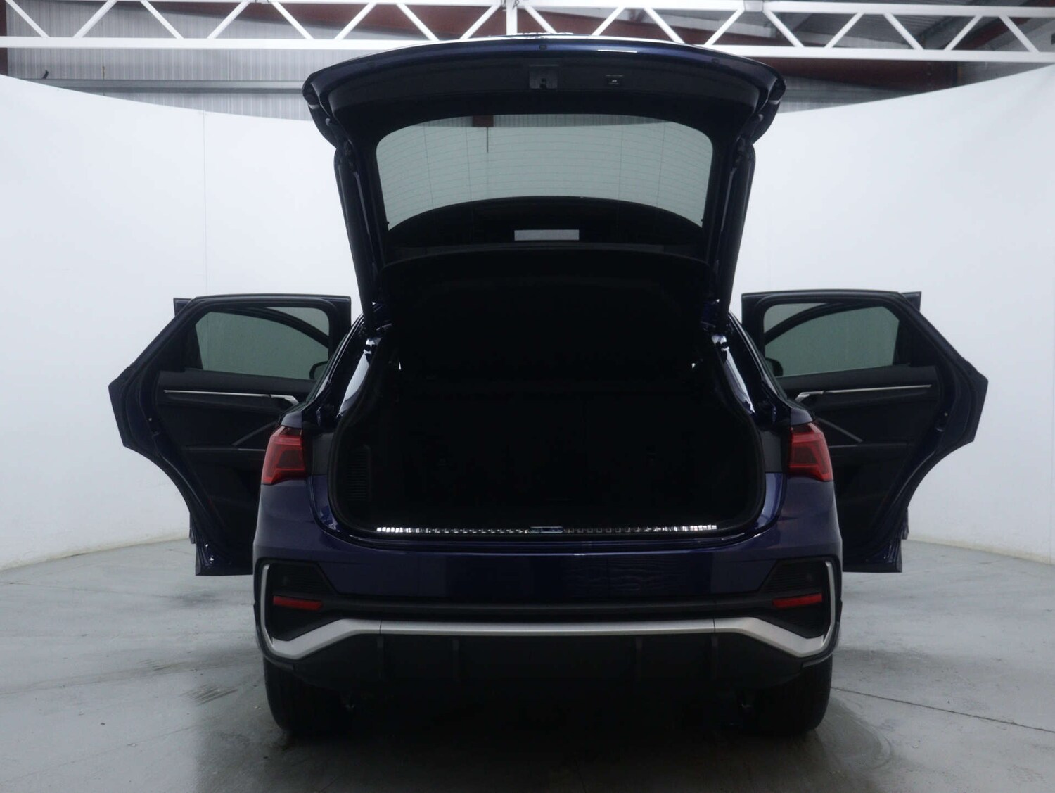 Used Audi Q3 2022 for sale - 77168099: Photo 57