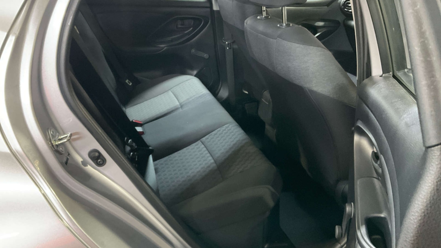 Used Toyota Yaris 2021 for sale - 77184849: Photo 9