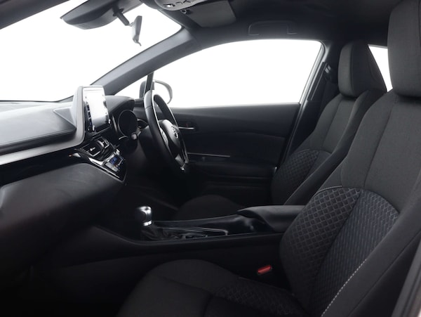 Used Toyota C-HR 2022 for sale - 75500233: Photo 40