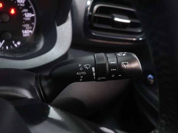 Used Toyota Yaris 2022 for sale - 75254137: Photo 31