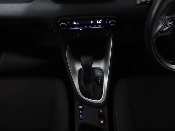 Used Toyota Yaris 2022 for sale - 75254137: Photo 34