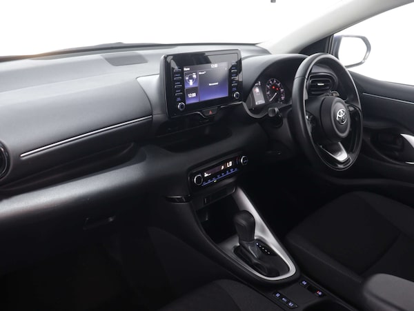 Used Toyota Yaris 2022 for sale - 75254137: Photo 39