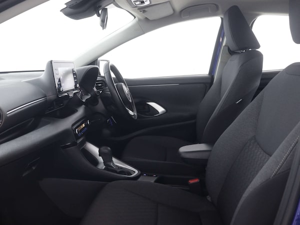 Used Toyota Yaris 2022 for sale - 75254137: Photo 40