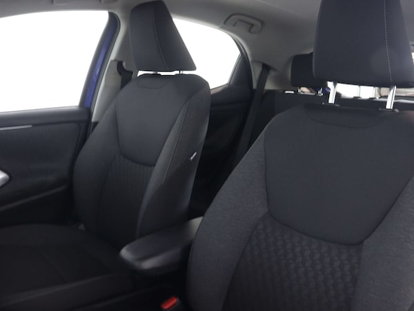 Used Toyota Yaris 2022 for sale - 75254137: Photo 41