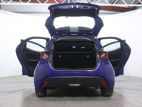 Used Toyota Yaris 2022 for sale - 75254137: Photo 52