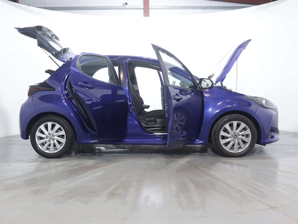 Used Toyota Yaris 2022 for sale - 75254137: Photo 54