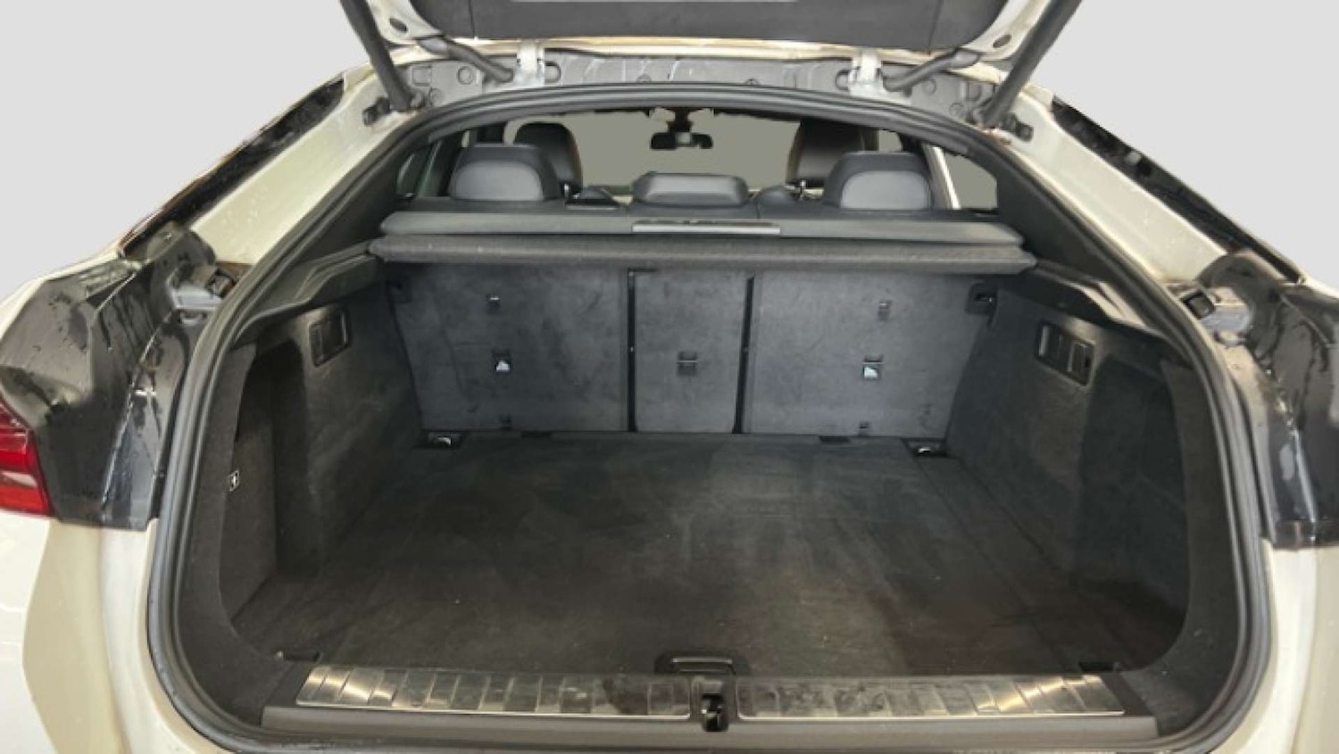 Used BMW X6 2020 for sale - 76339938: Photo 13