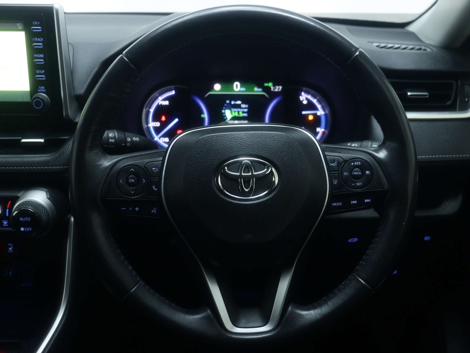 Used Toyota RAV4 2019 for sale - 77195127: Photo 18