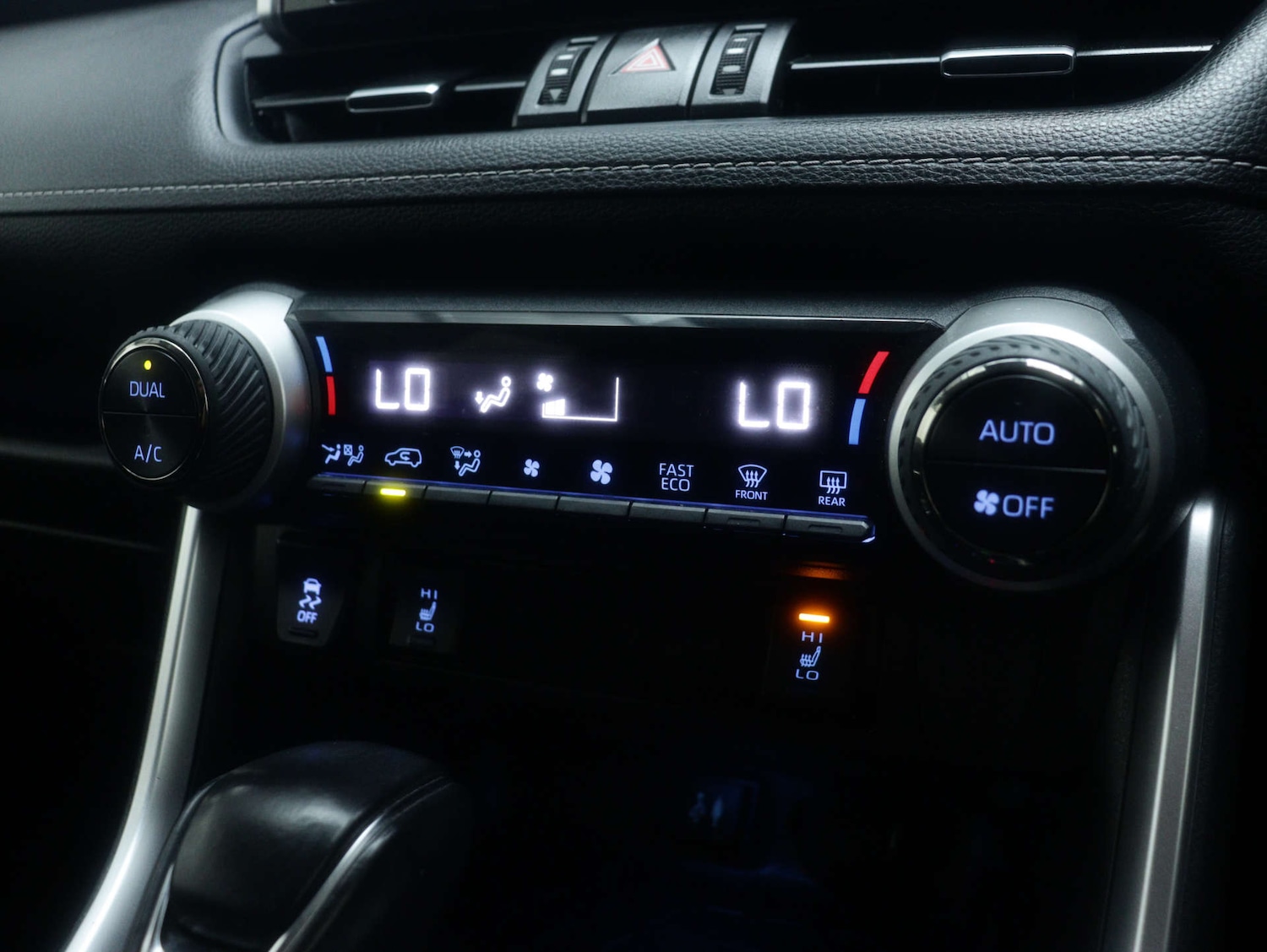 Used Toyota RAV4 2019 for sale - 77195127: Photo 31