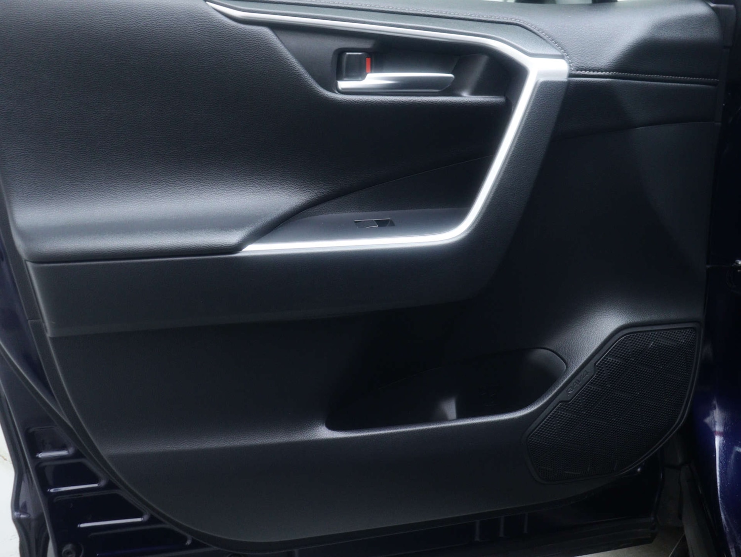 Used Toyota RAV4 2019 for sale - 77195127: Photo 51