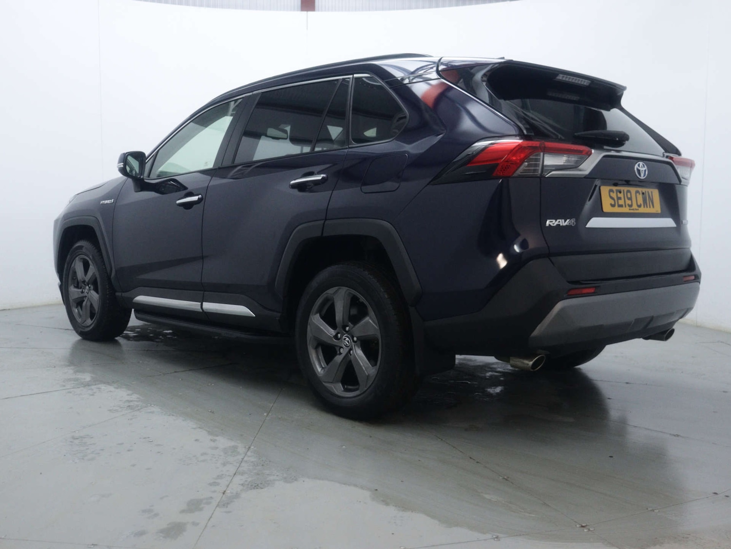 Used Toyota RAV4 2019 for sale - 77195127: Photo 9