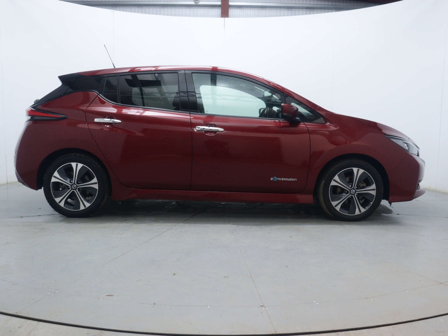 Used Nissan Leaf 2019 for sale - 77326055: Photo 12