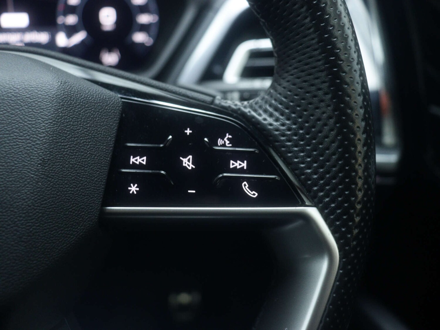 Used Audi Q4 e-tron 2021 for sale - 77299410: Photo 40