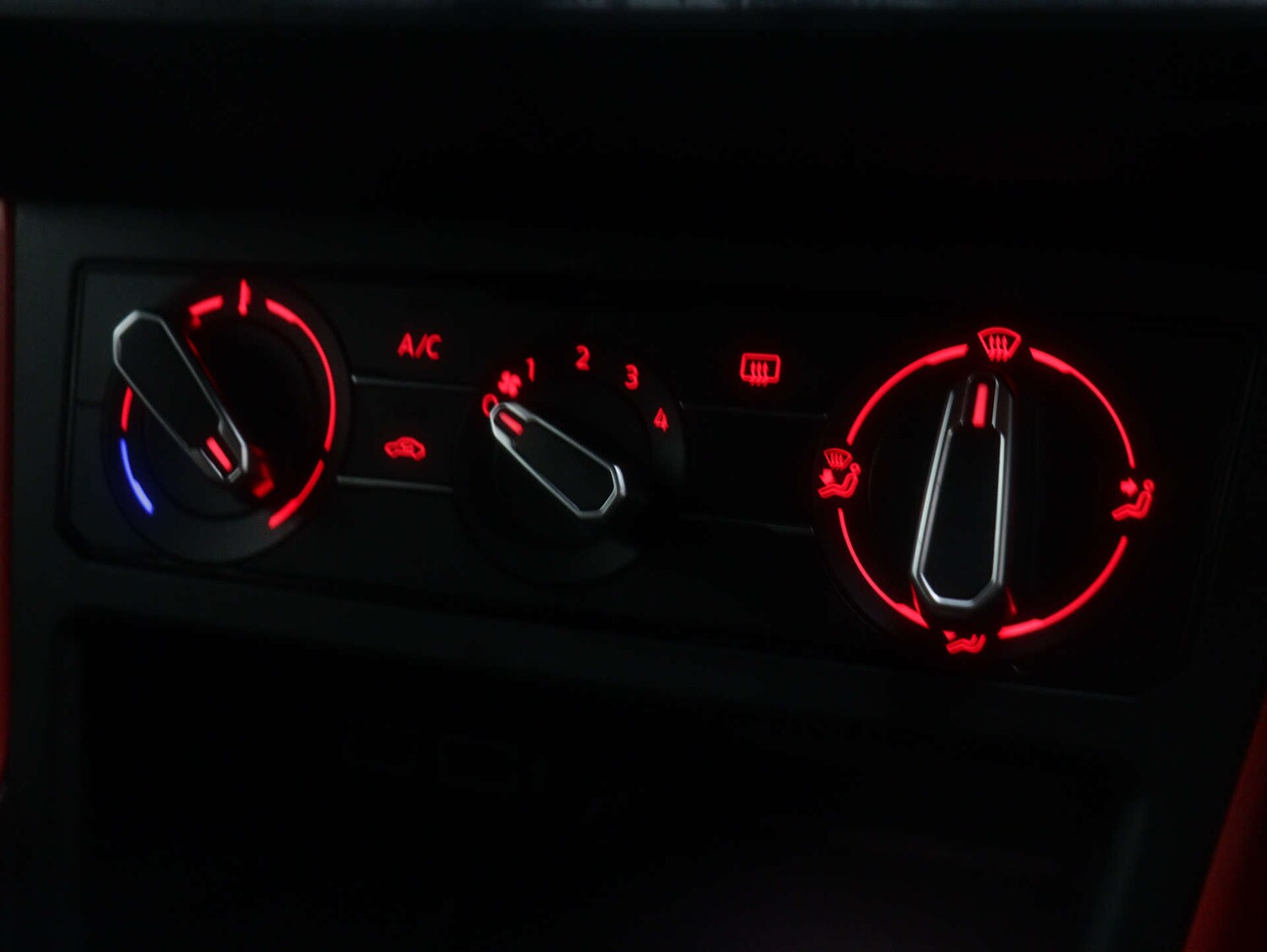 Used Volkswagen Polo 2019 for sale - 77195847: Photo 32