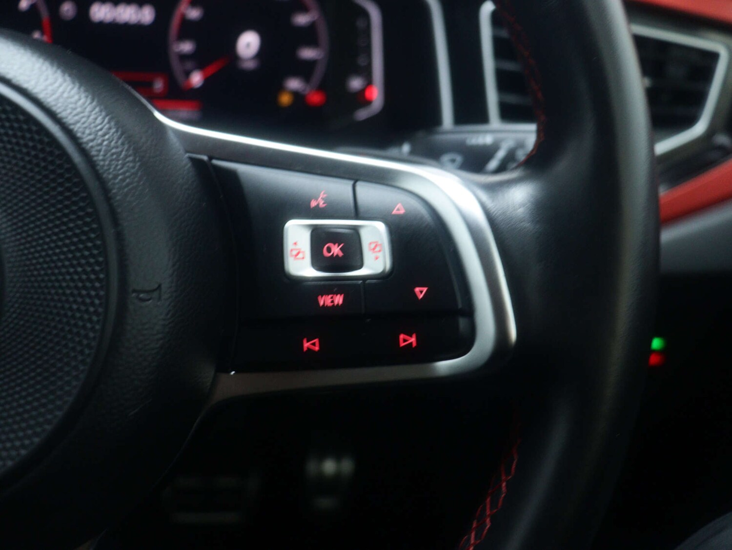 Used Volkswagen Polo 2019 for sale - 77195847: Photo 39