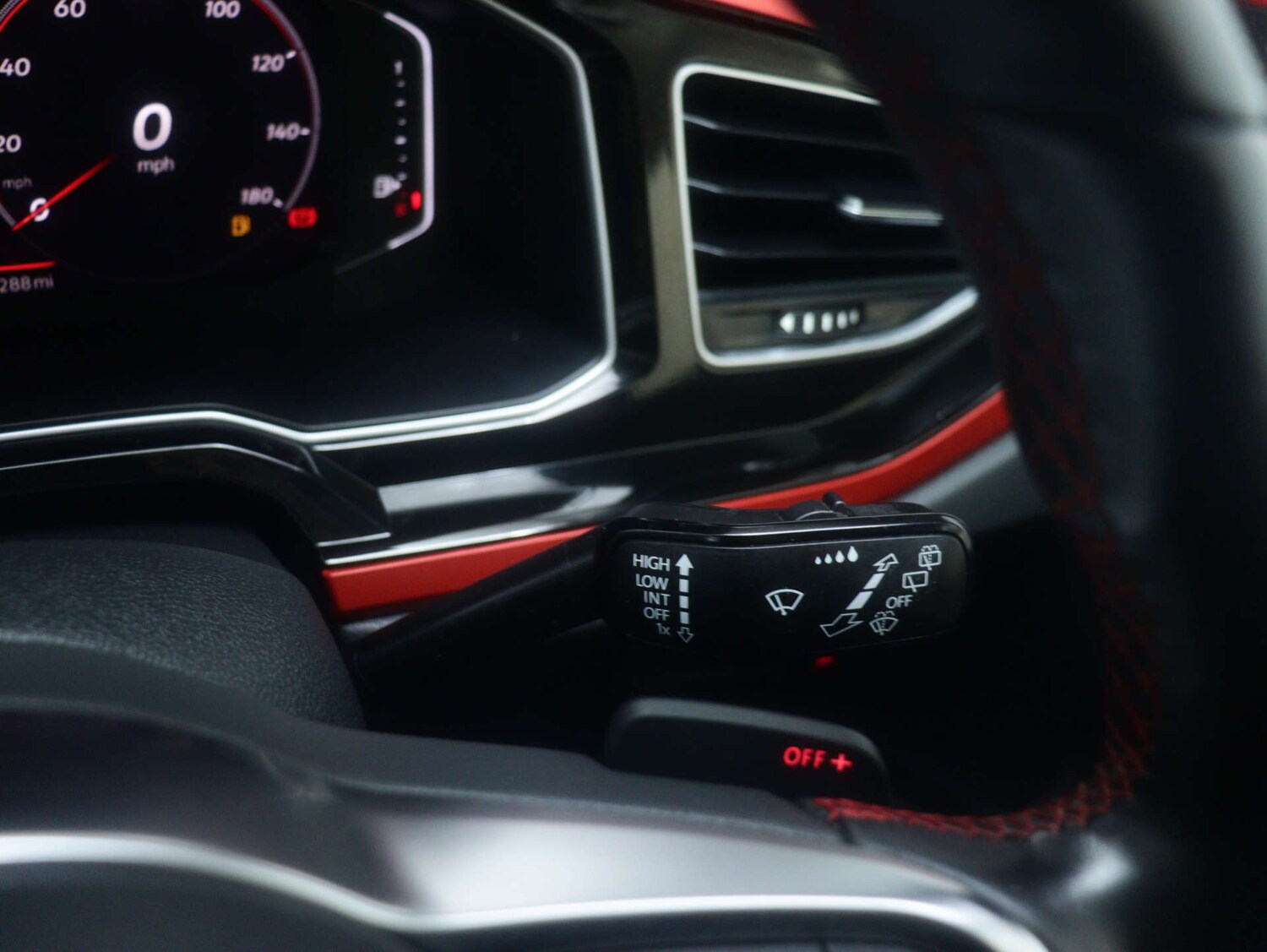 Used Volkswagen Polo 2019 for sale - 77195847: Photo 41