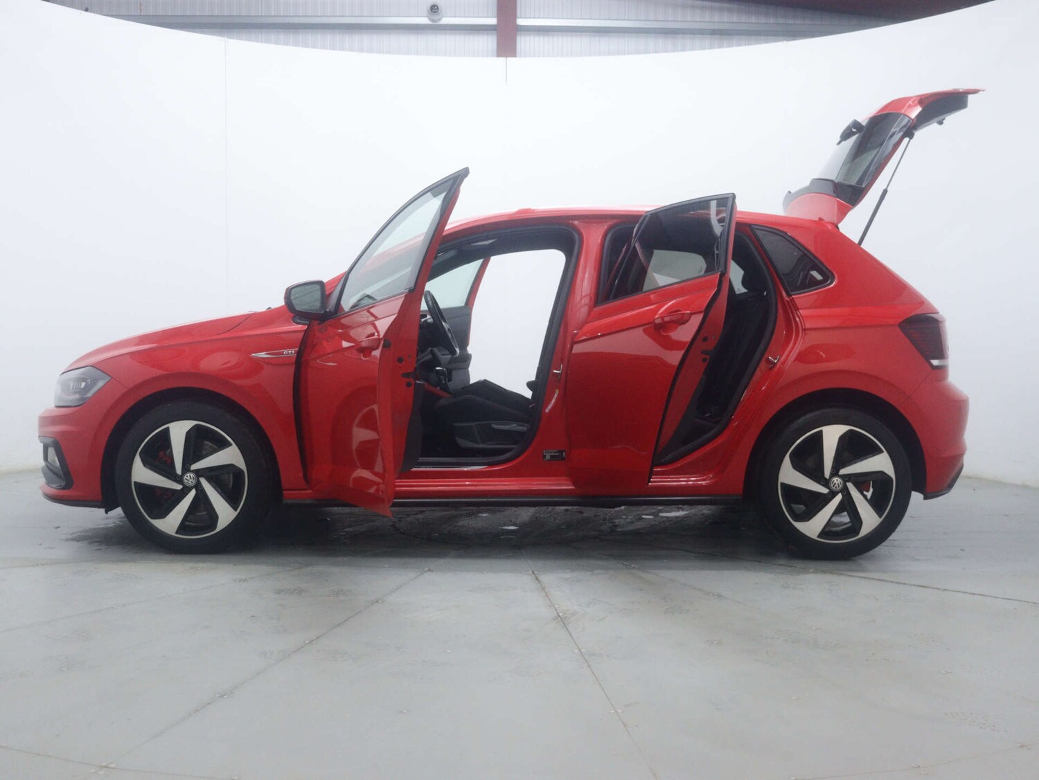 Used Volkswagen Polo 2019 for sale - 77195847: Photo 59