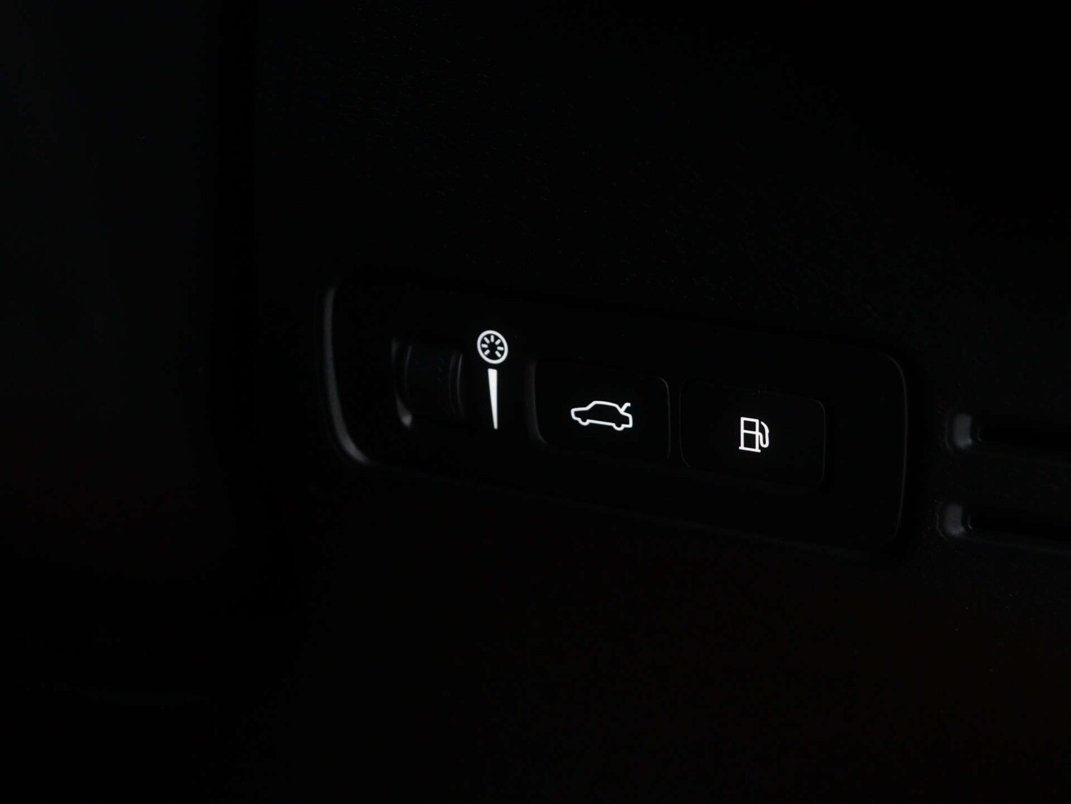 Used Volvo XC40 2021 for sale - 76490363: Photo 31