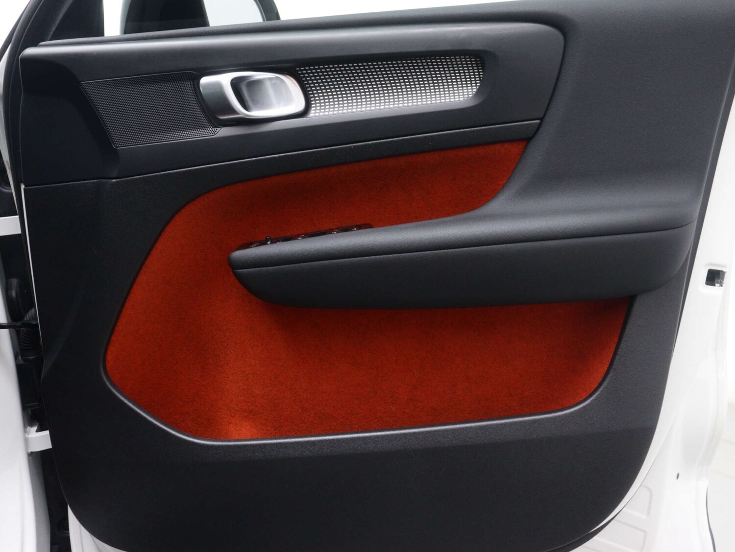 Used Volvo XC40 2021 for sale - 76490363: Photo 36