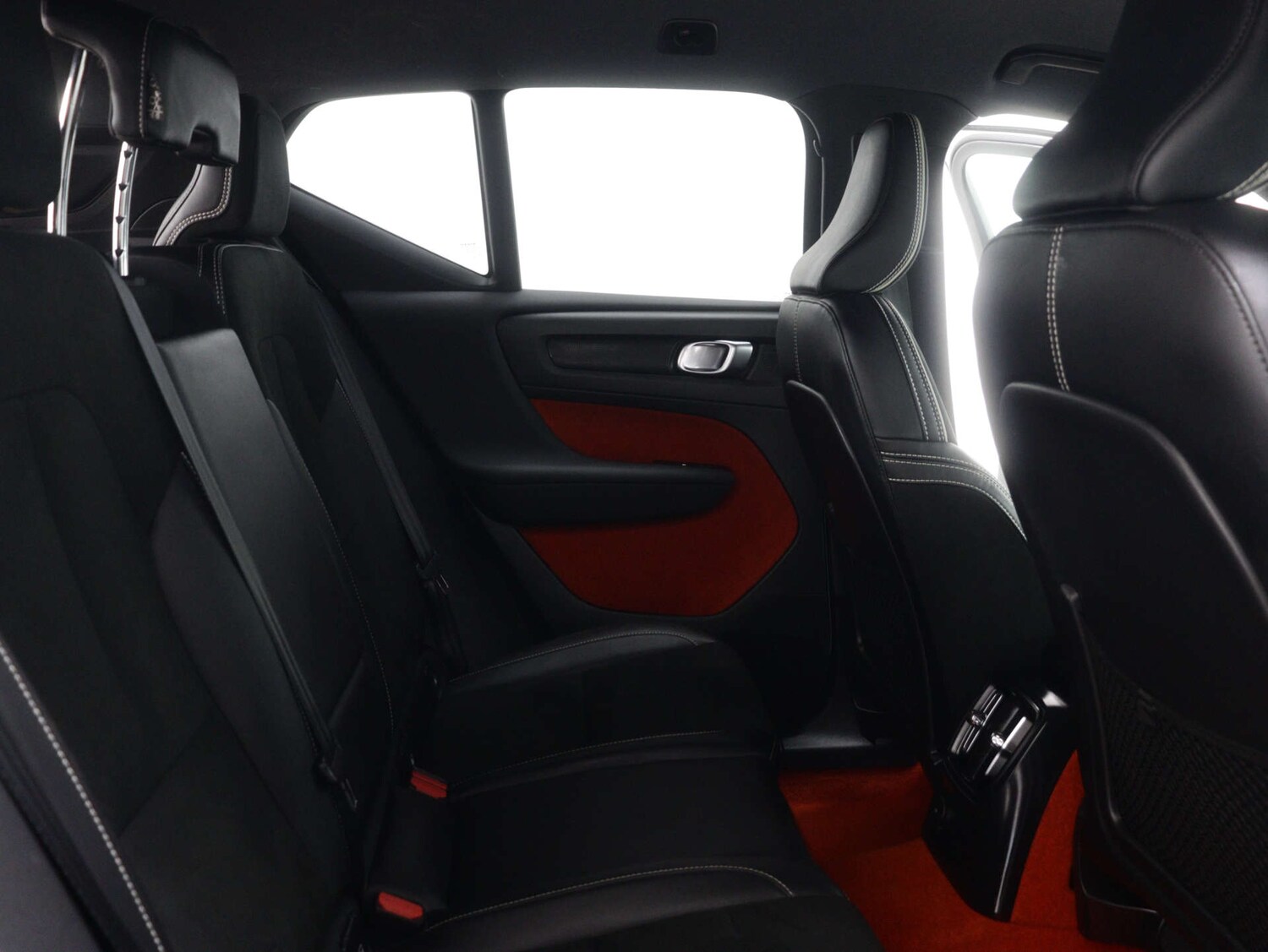 Used Volvo XC40 2021 for sale - 76490363: Photo 42