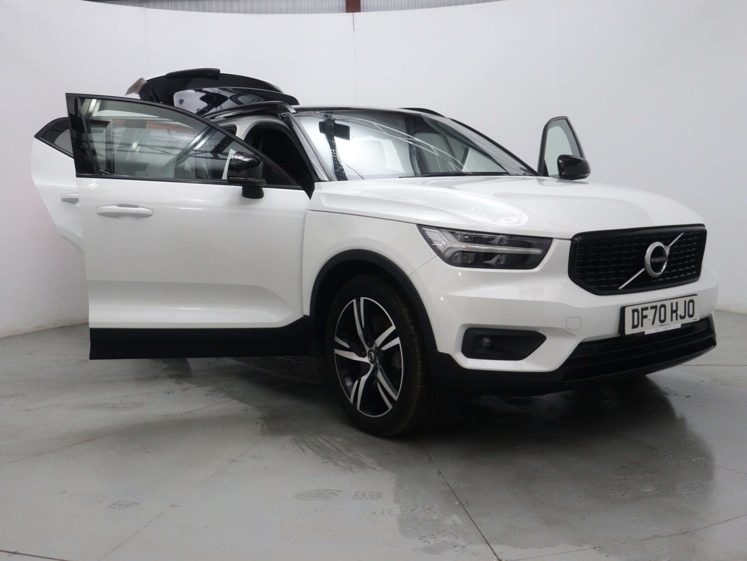 Used Volvo XC40 2021 for sale - 76490363: Photo 44