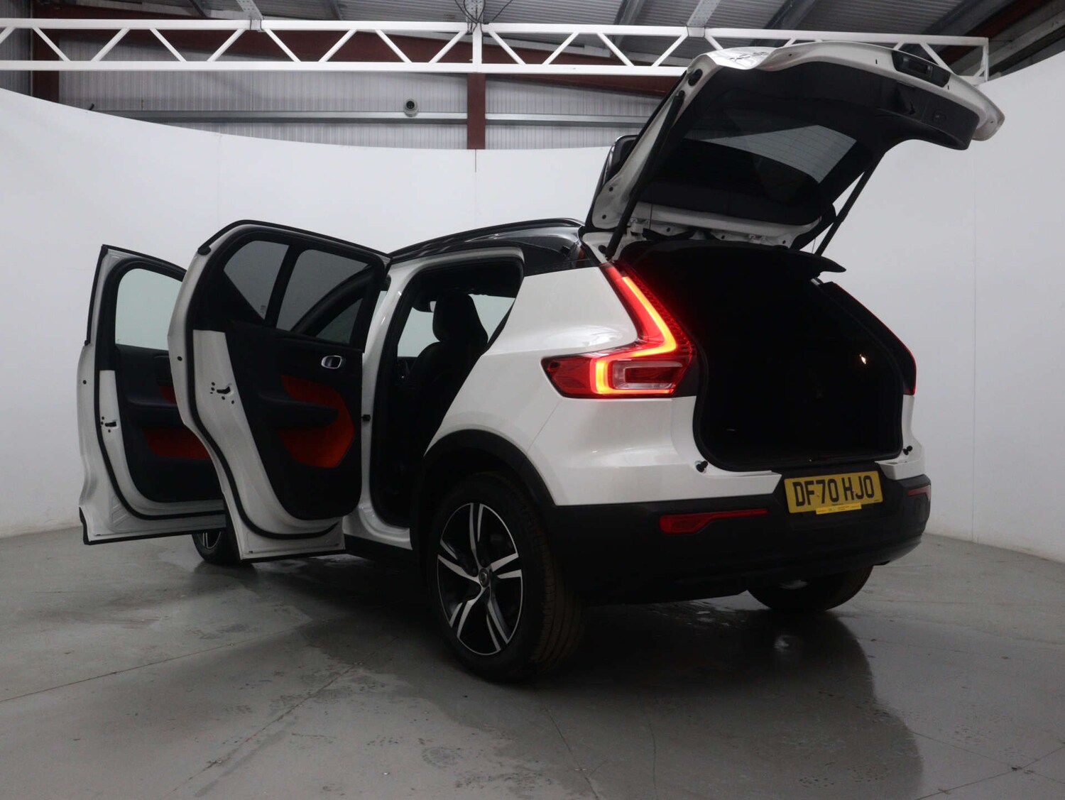 Used Volvo XC40 2021 for sale - 76490363: Photo 48