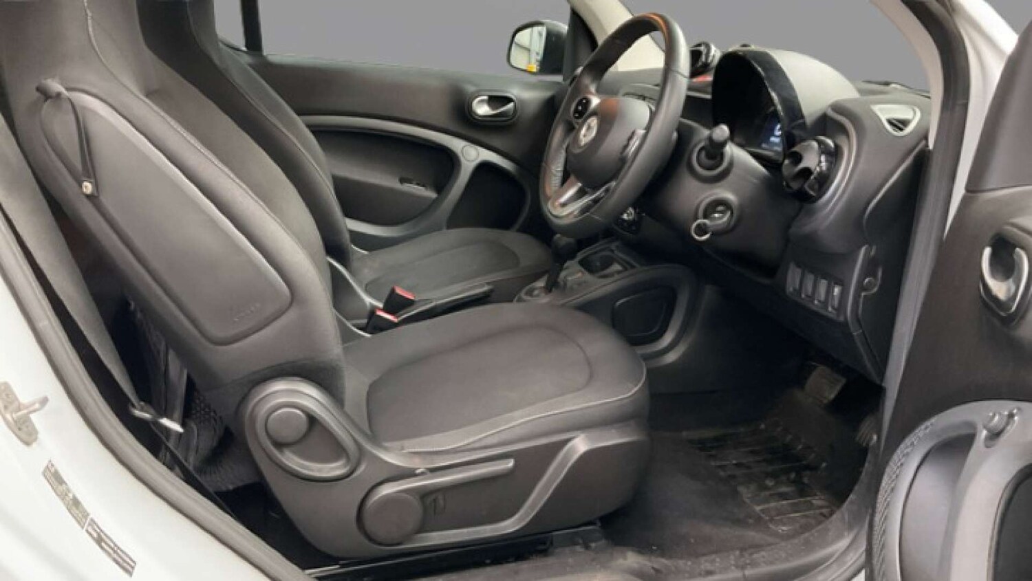 Used smart fortwo 2019 for sale - 78064000: Photo 10