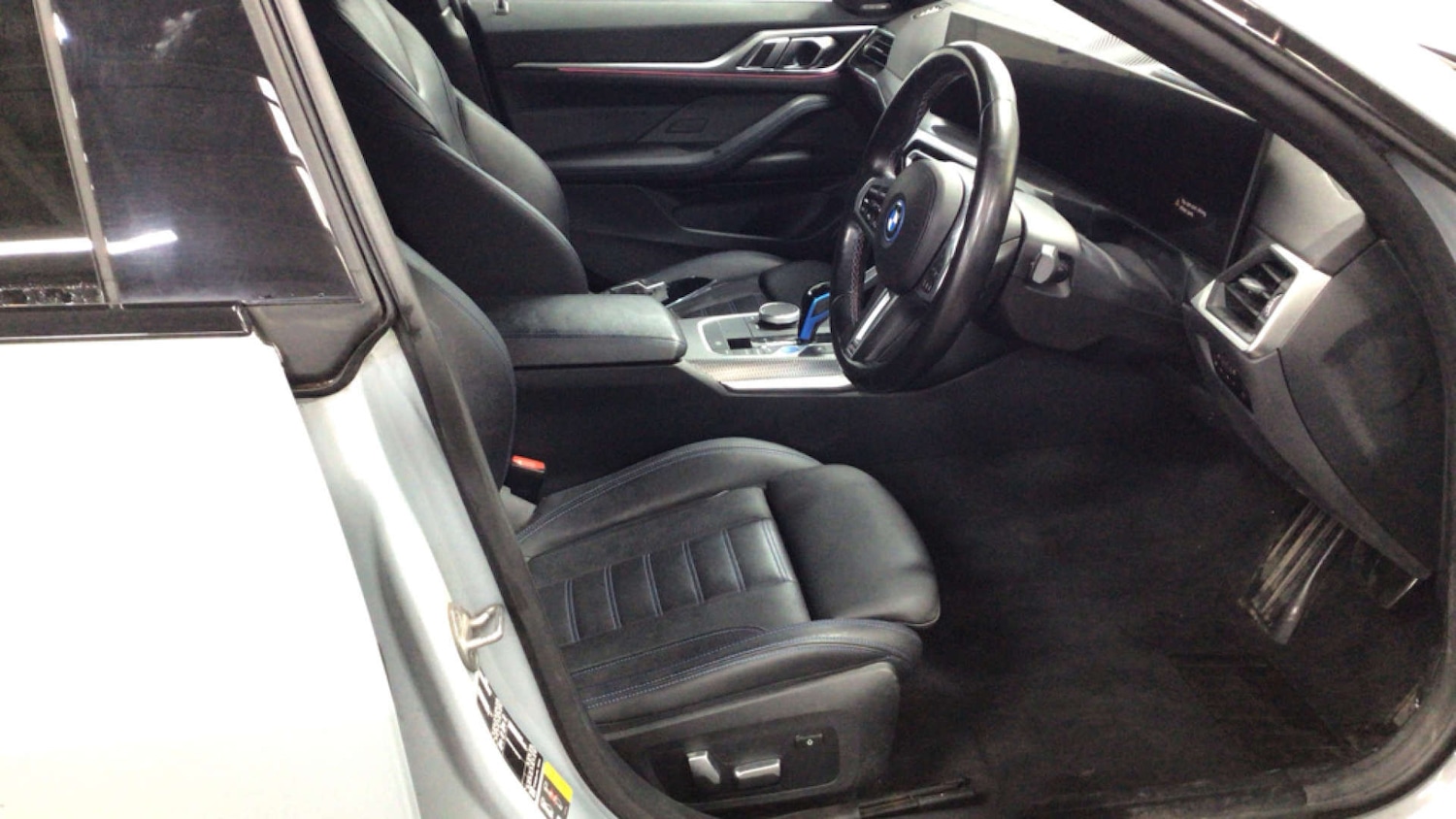 Used BMW i4 2022 for sale - 76393360: Photo 12