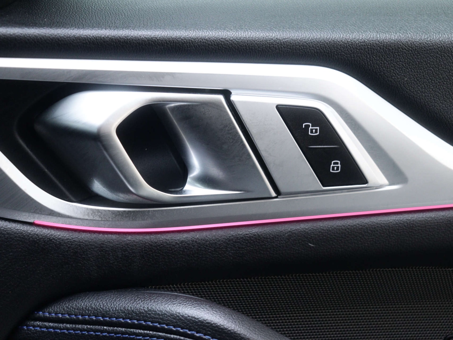 Used BMW i4 2022 for sale - 76393360: Photo 42