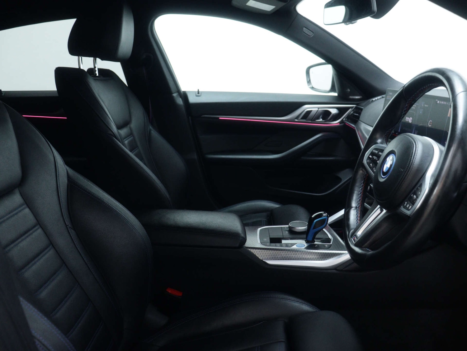 Used BMW i4 2022 for sale - 76393360: Photo 46