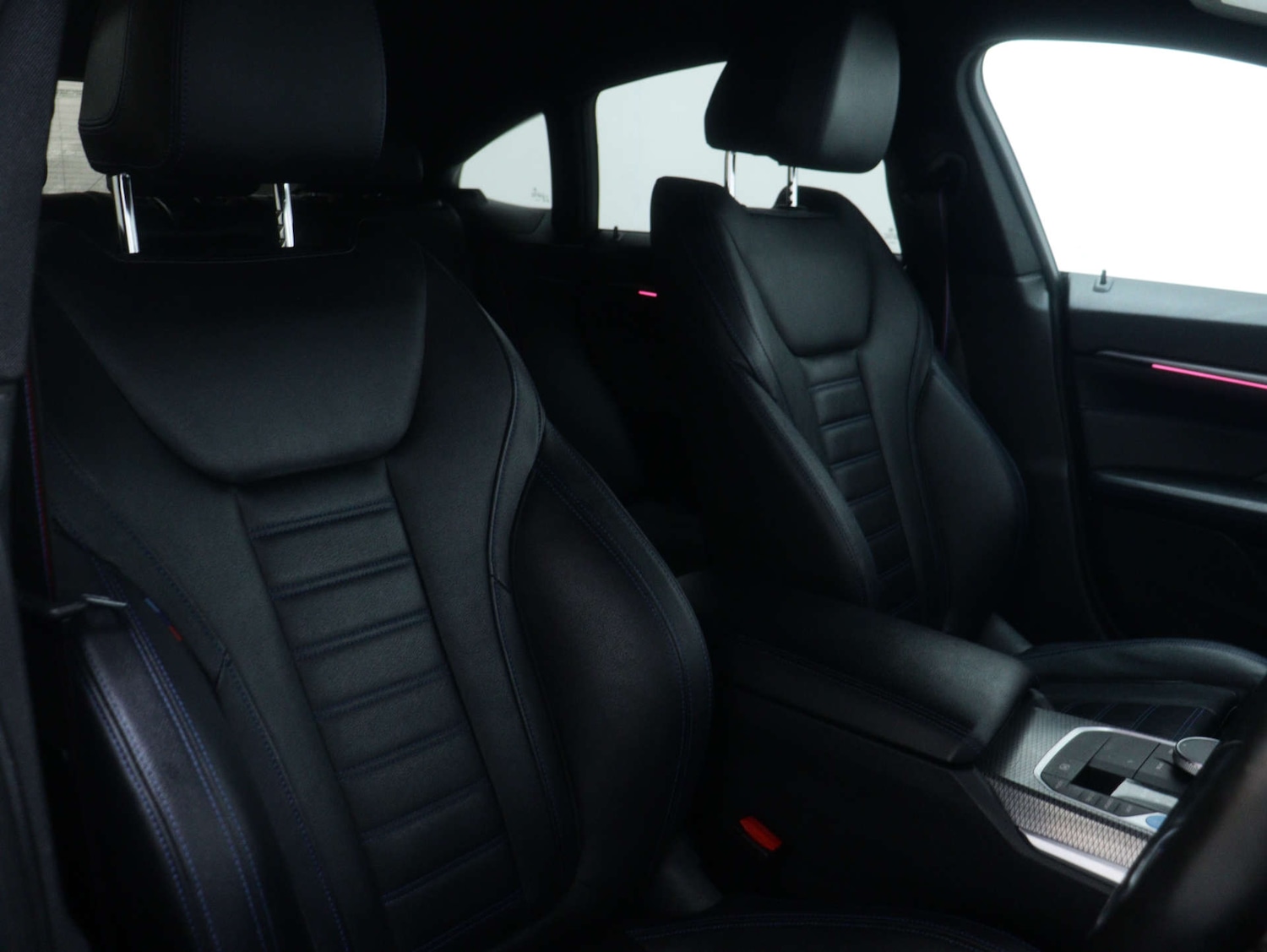 Used BMW i4 2022 for sale - 76393360: Photo 47