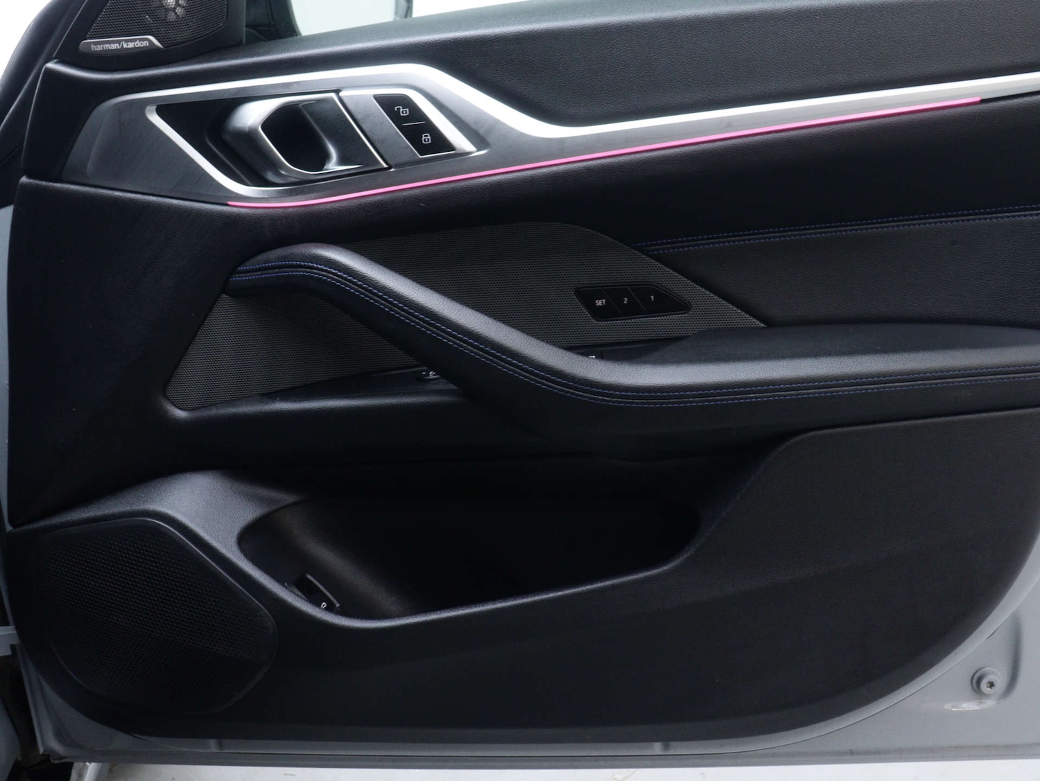 Used BMW i4 2022 for sale - 76393360: Photo 48