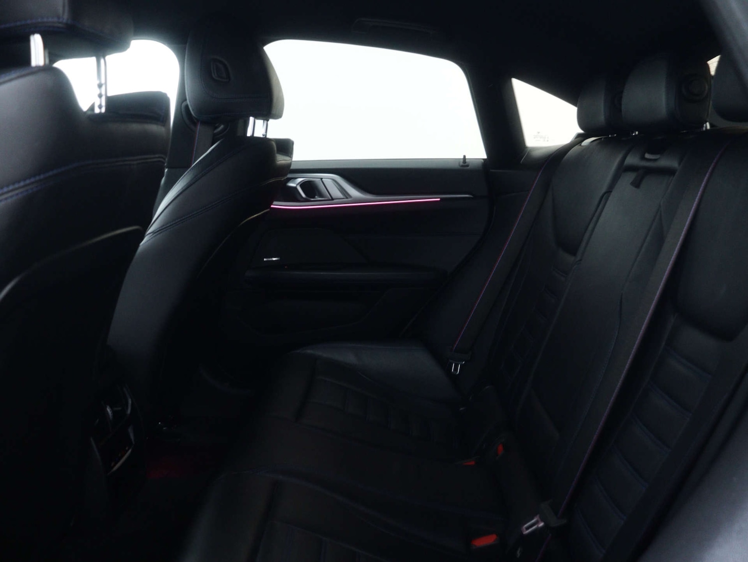 Used BMW i4 2022 for sale - 76393360: Photo 57