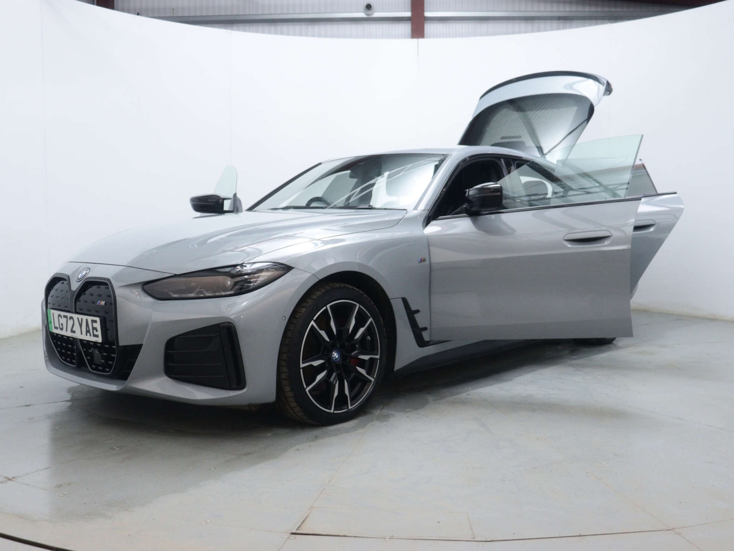 Used BMW i4 2022 for sale - 76393360: Photo 63