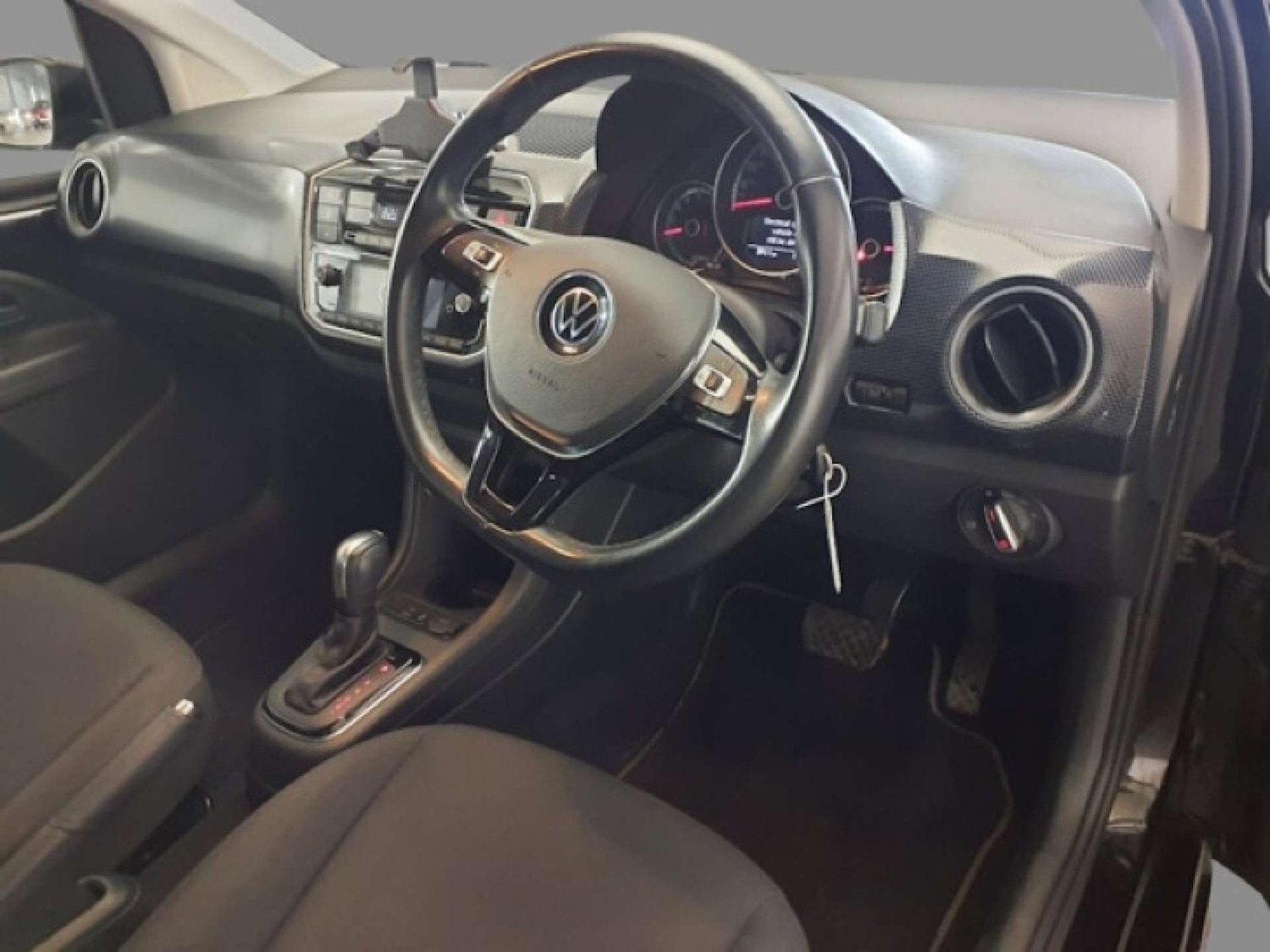 Used Volkswagen up! 2021 for sale - 76579685: Photo 8