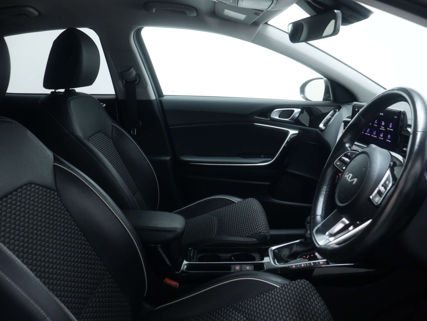 Used Kia XCeed 2024 for sale - 76829723: Photo 45