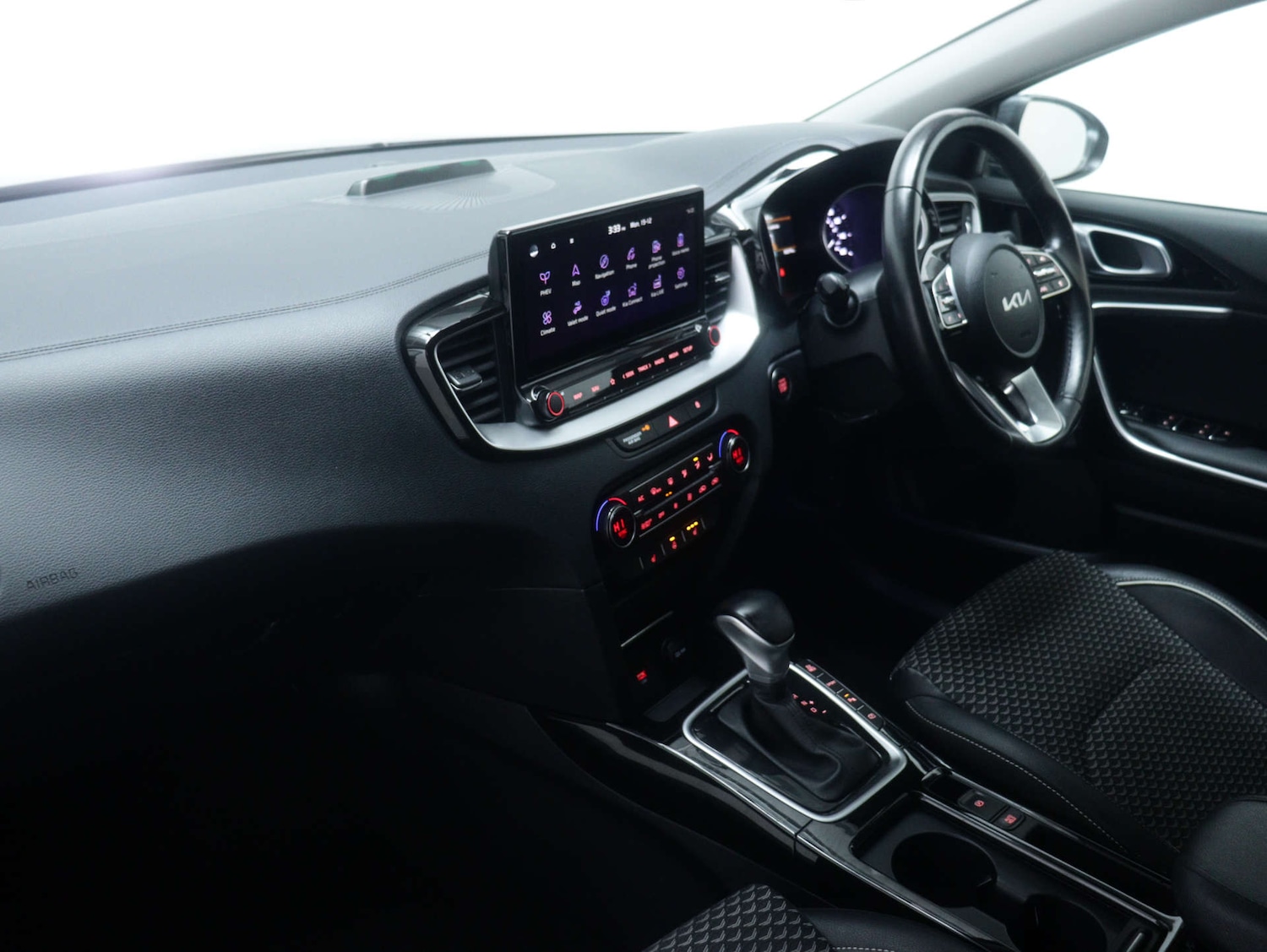 Used Kia XCeed 2024 for sale - 76829723: Photo 47