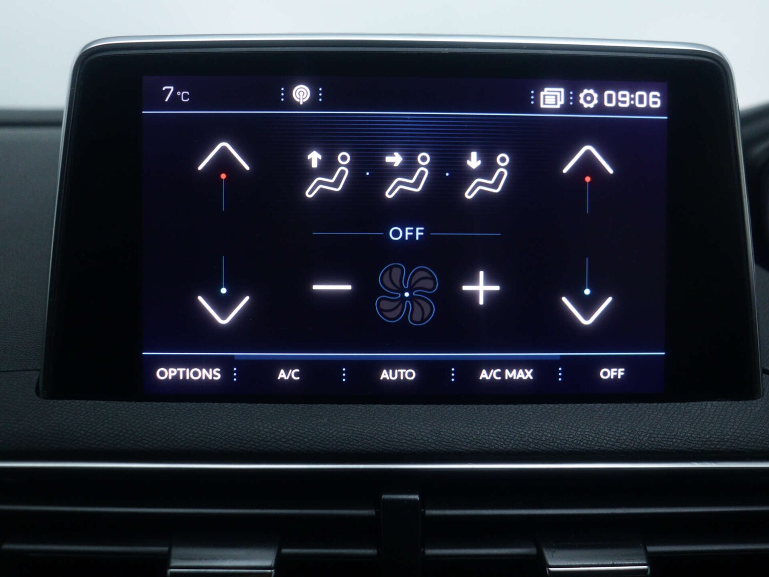 Used Peugeot 3008 2020 for sale - 77528075: Photo 23