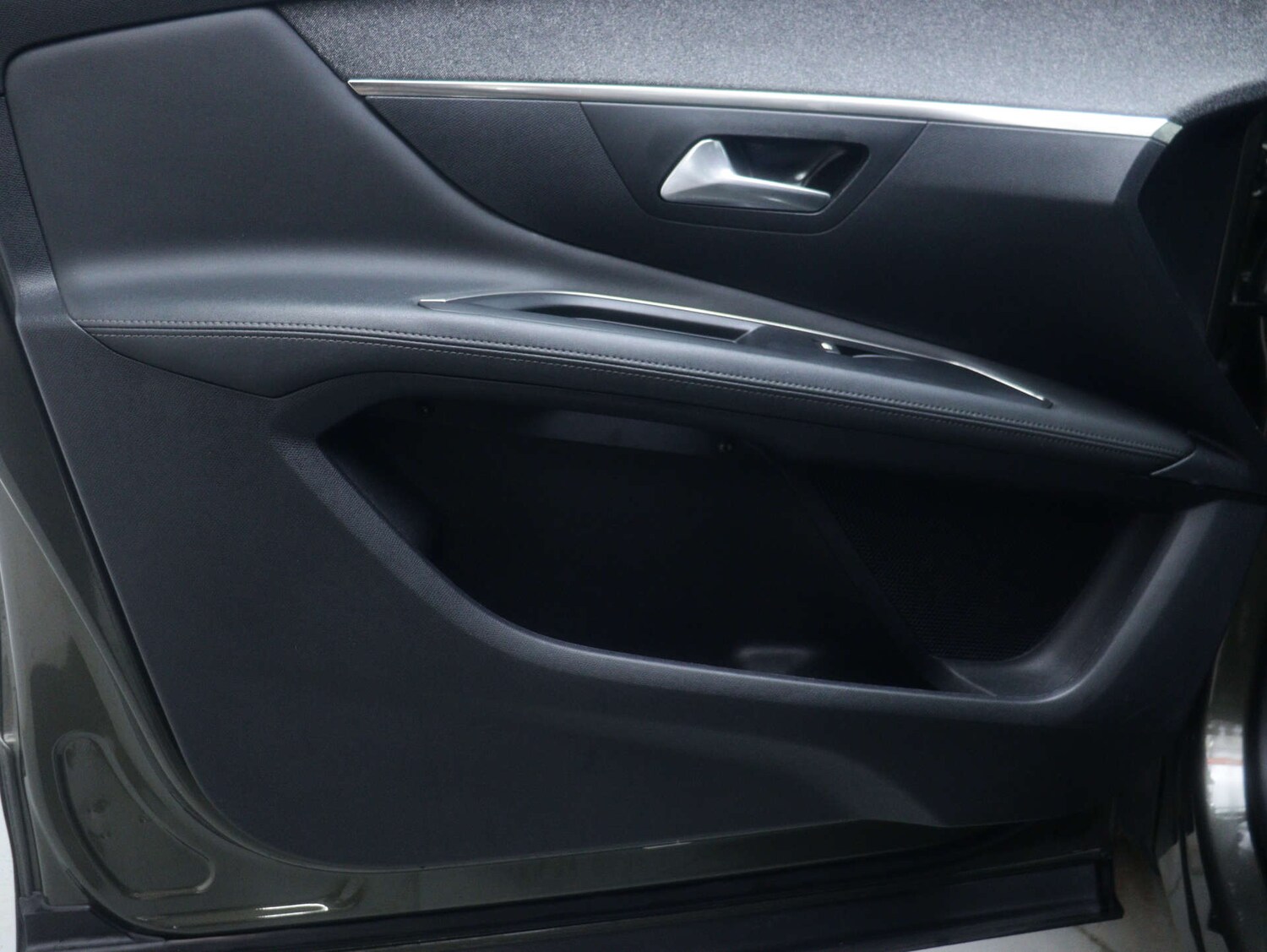 Used Peugeot 3008 2020 for sale - 77528075: Photo 40